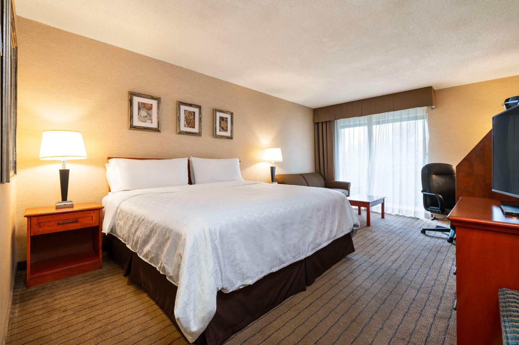 Allure Hotel & Conference Centre, Ascend Hotel Collection Barrie Exterior photo